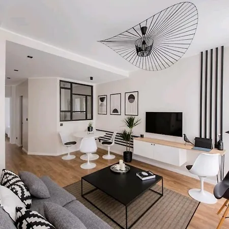 Design Et Minimaliste Prado Castellane Appartamento